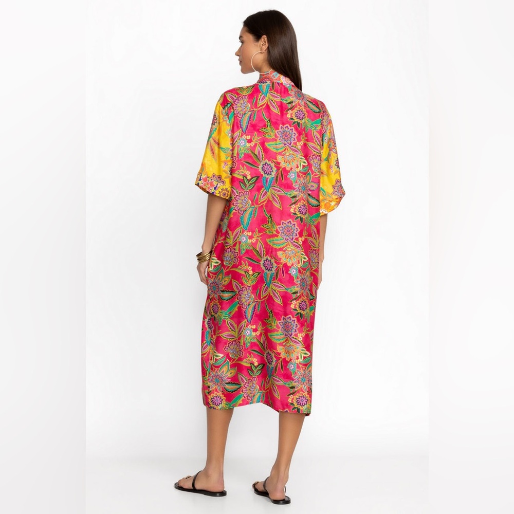 Johnny Was FLAMINGO AND SUNSHINE MIX LONG
KIMONO, Silk Blend, Size Small